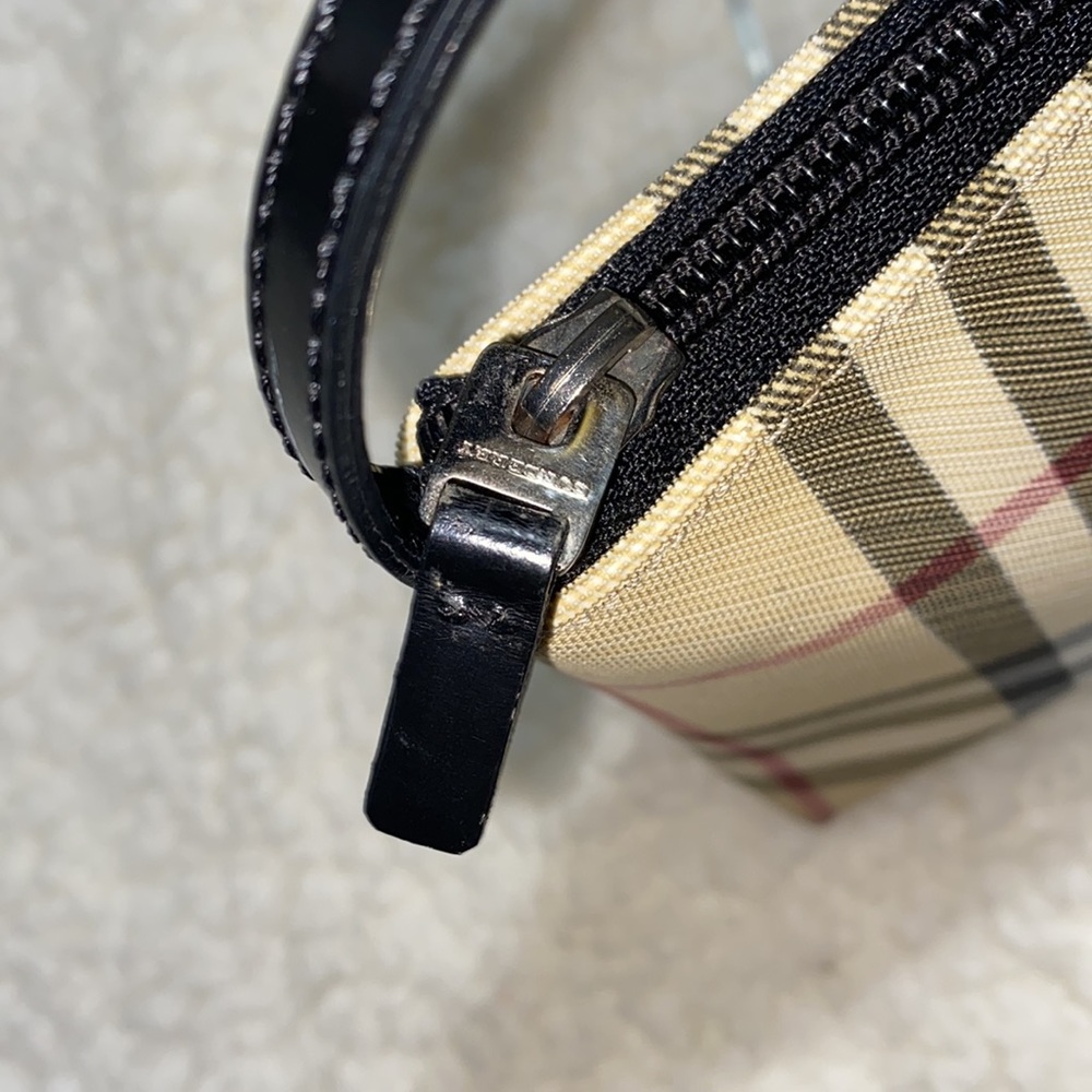 SOLD Burberry Beige House Coated Canvas Pochette Authentic - Picture 5 of 16